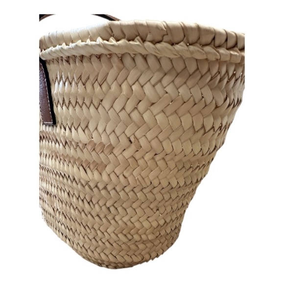 Loewe x Paula’s Ibiza Basket Bag in Palm Leaf with Leather Handles - Picture 11 of 16